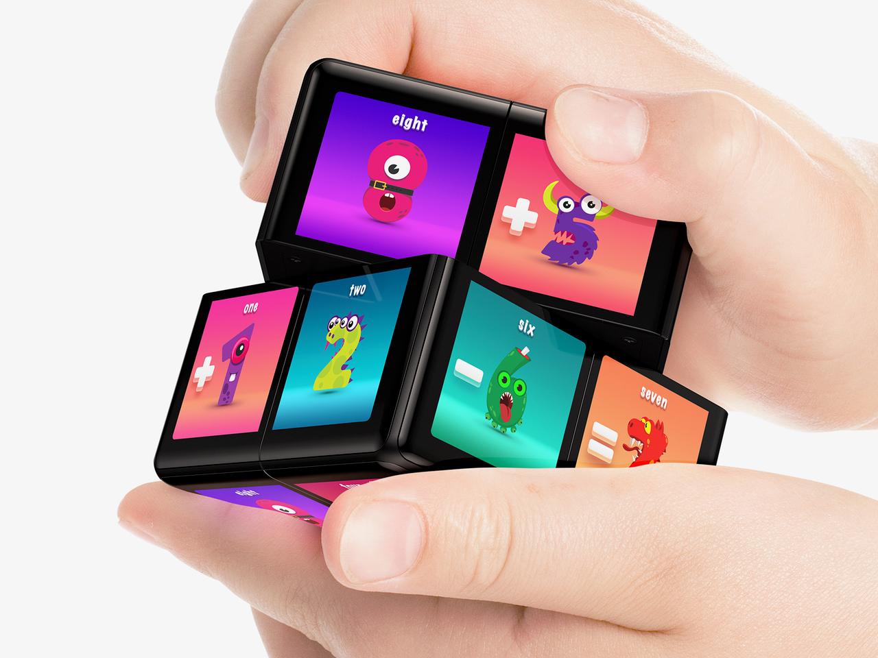 WowCube takes gaming to another dimension post thumbnail image